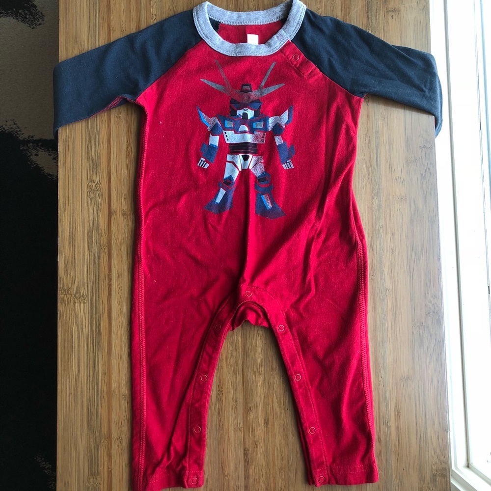 Tea Collection Long Sleeve Onesie